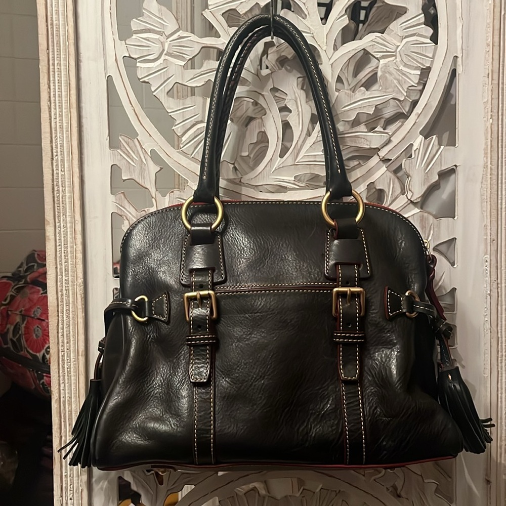Lost in the 🔥 Dooney & Bourke Florentine Domed Buckle Satchel - Picture 3 of 11